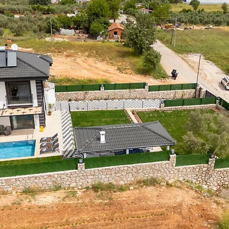 Villa Villaada'da *