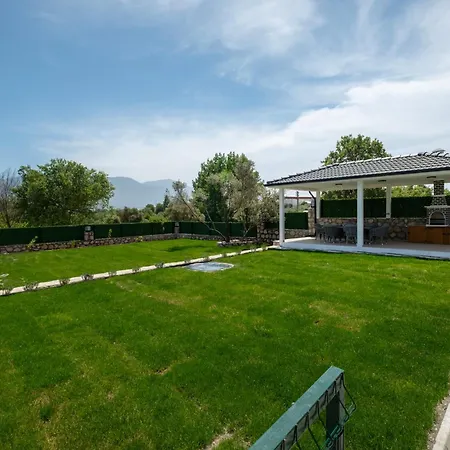 Villa Villaada'da Esen (Fethiye)