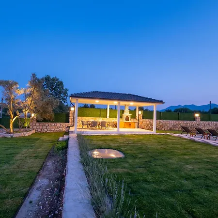 Villaada'da Villa *